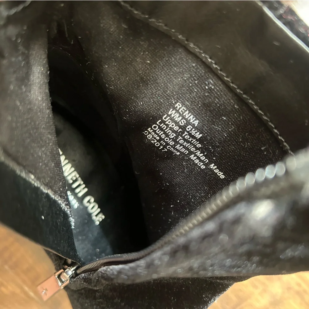 Kenneth Cole New York Black Velvet Ankle Boots | 6.5
